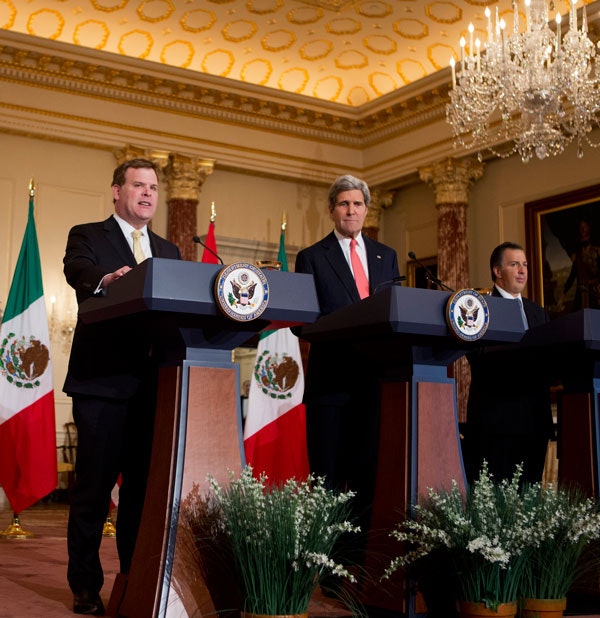 Canadian Foreign Minister John Baird, Secretary of State John Kerry, and Mexican Foreign Secretary Jose Antonio Meade speak at the State Department in Washington, Friday, Jan. 17, 2014. (AP Photo/Manuel Balce Ceneta)