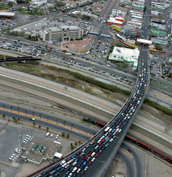 Congestion along the port of entry between El Paso, Texas and Juarez, Mexico. (Texas Department of Transportation)