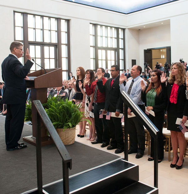 The Bush Insttitue hosted a naturalization ceremony honoring 20 new citizens from 12 countries, July 10, 2013. (Grant Miller / George W. Bush Presidential Center)