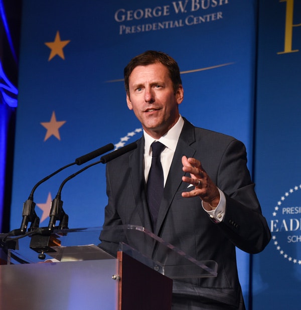 Mark Updegrove speaking at the 2016 Presidential Leadership Scholars graduation (Grant Miller/Presidential Leadership Scholars)