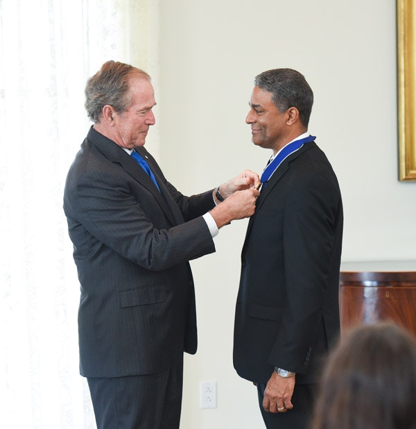 President Bush awards the Presidential Medal of Freedom to Dr. Oscar Biscet at the Bush Center on June 23, 2016.