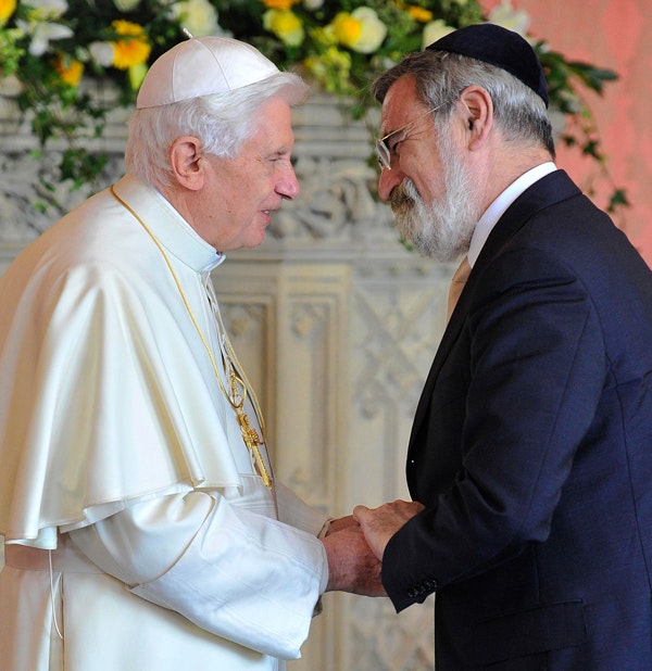 Pope Benedict XVI meets Britain's Chief Rabbi Jonathan Sacks on September 17, 2010. (Toby Mellville/AFP/Getty Images)